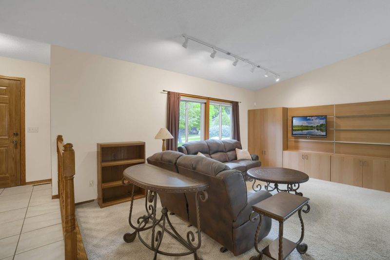 9309 Washburn Ave N, Brooklyn Park, MN 55444