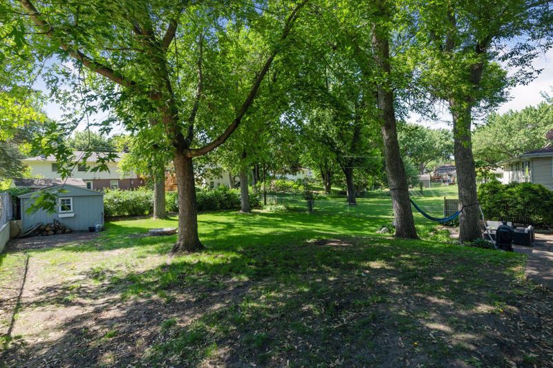 580 Rice Creek Ter NE, Fridley, MN 55432