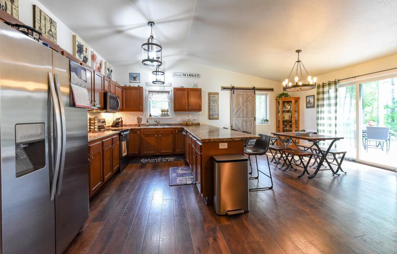 13684 Oakwood Dr, Baxter, MN 56425