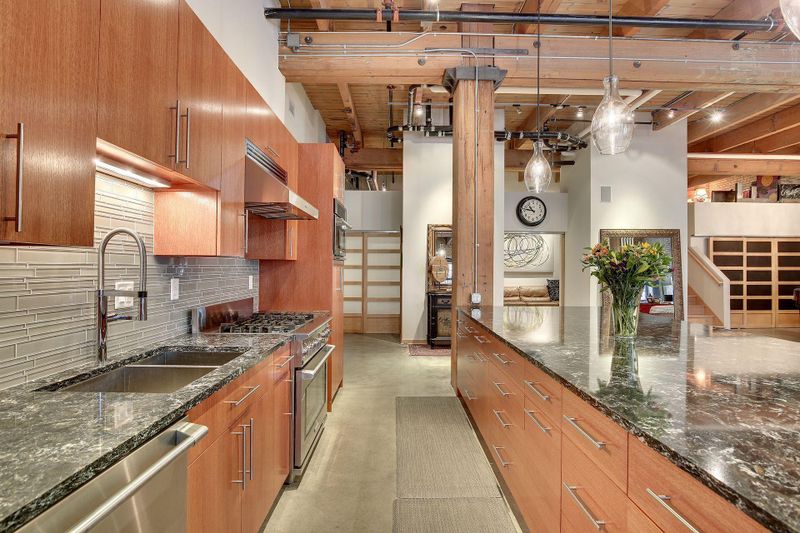 404 Washington Ave N #211, Minneapolis, MN 55401