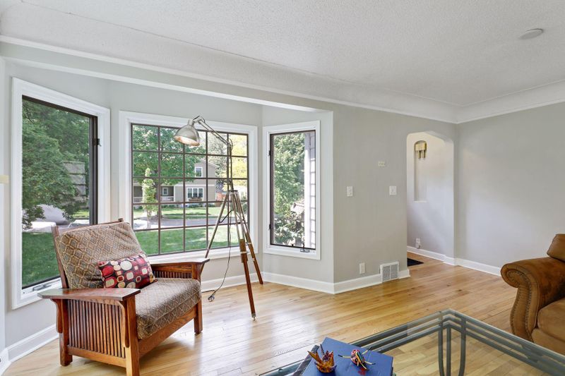 5141 Abbott Ave S, Minneapolis, MN 55410