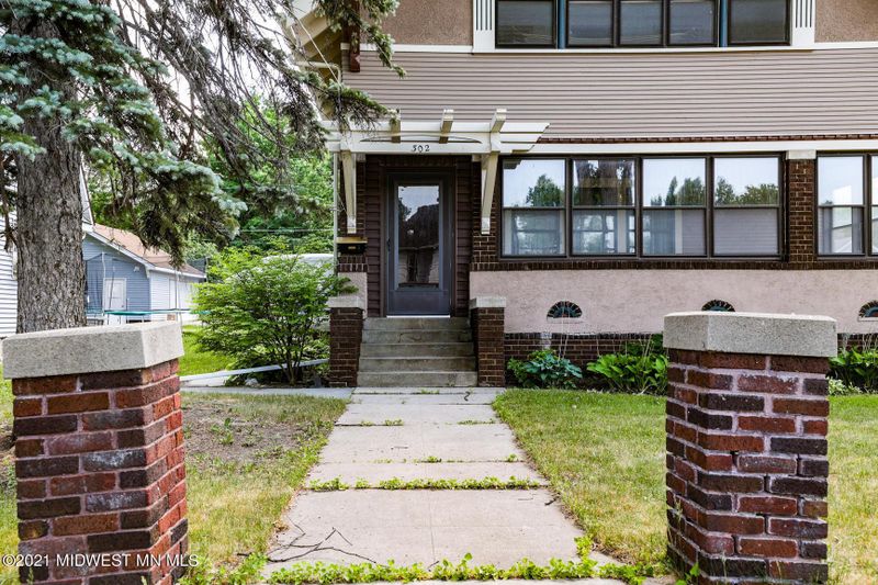 302 E Vasa Ave, Fergus Falls, MN 56537