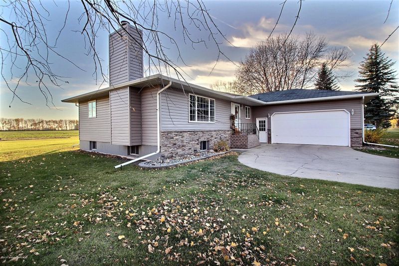 4229 41st Ave S, Moorhead, MN 56560