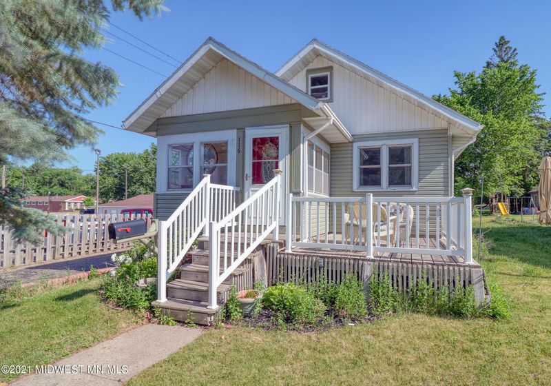 116 Willow St E, Detroit Lakes, MN 56501