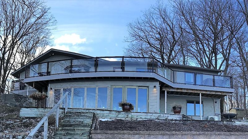 44114 W Paul Lake Dr, Perham, MN 56573