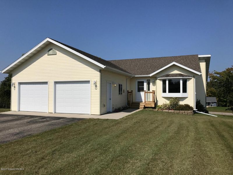 1179 Long Bridge Cir, Detroit Lakes, MN 56501