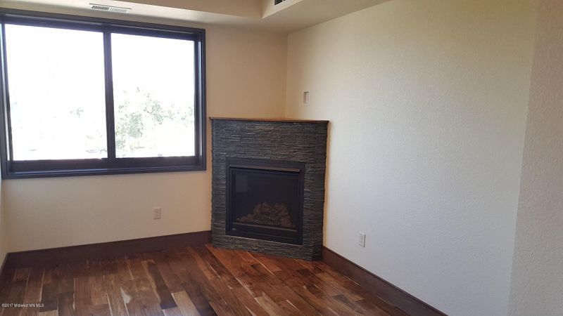 1334 Washington Ave #8, Detroit Lakes, MN 56501
