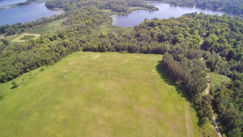 25425 Almquist Rd, Detroit Lakes, MN 56501