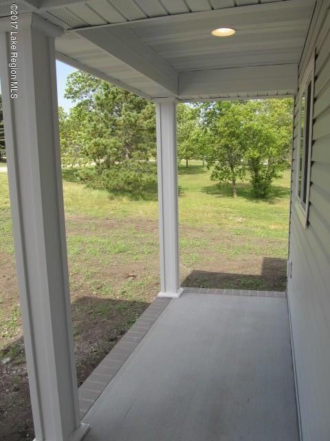 15817 Ridgeview Ln E, Detroit Lakes, MN 56501