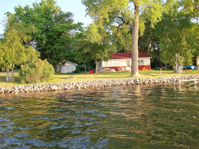 13971 Redman Beach Rd, Lake Park, MN 56554