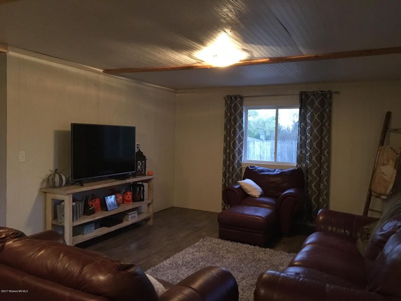18869 Frontage Rd, Detroit Lakes, MN 56501