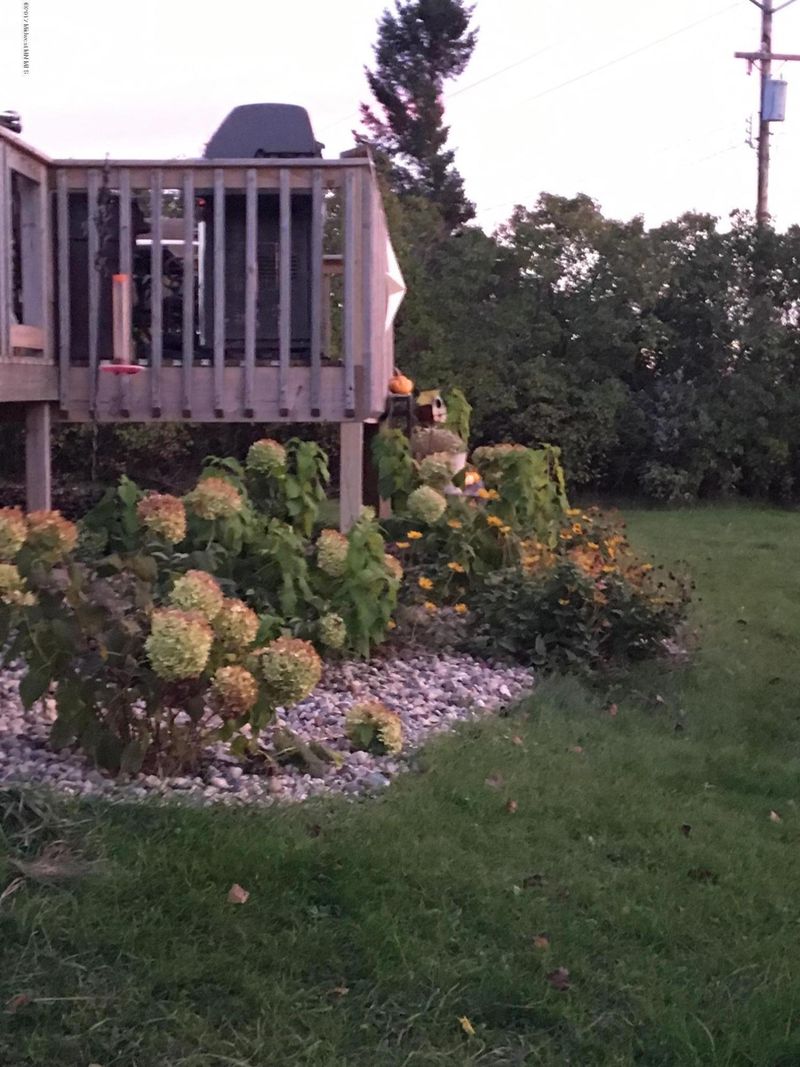 18869 Frontage Rd, Detroit Lakes, MN 56501
