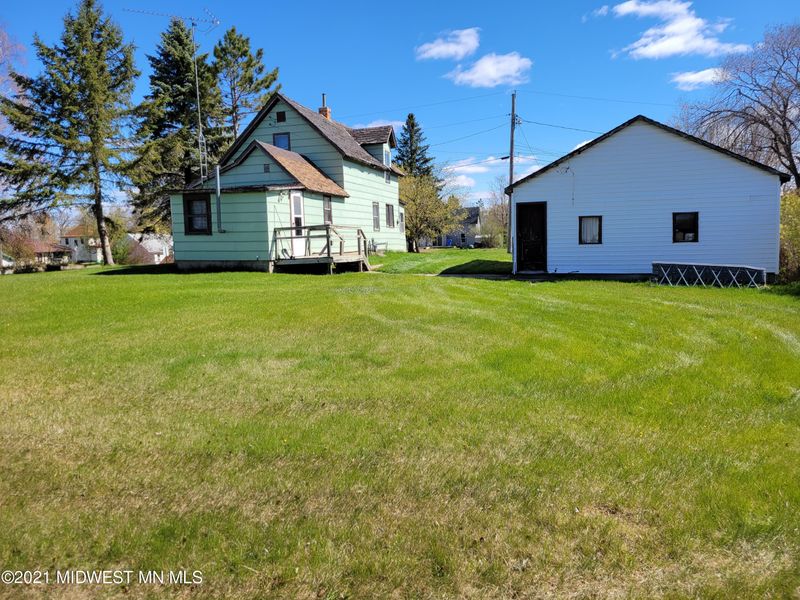 106 Oak Ave E Ave E, Frazee, MN 56544
