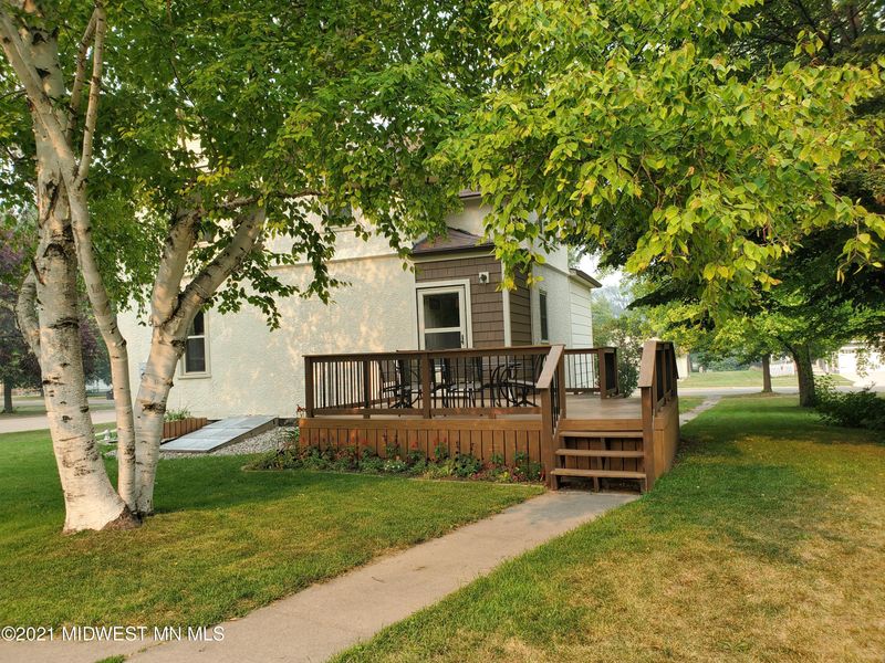 421 9th St, Hawley, MN 56549