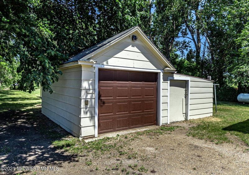 16922 10 Hwy, Glyndon, MN 56547