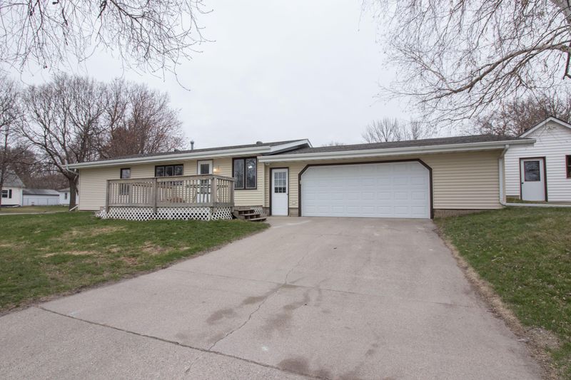404 8th St, Hawley, MN 56549