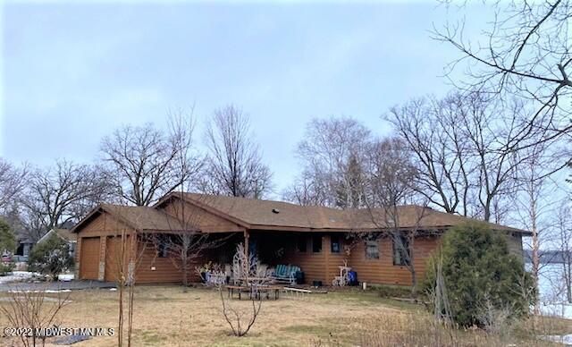 720 S South Shore Dr, Detroit Lakes, MN 56501