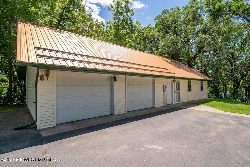15376 Blackhawk Rd, Audubon, MN 56511