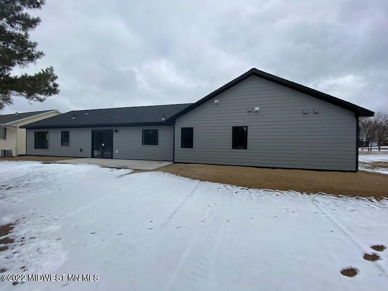 685 S South Shore Dr, Detroit Lakes, MN 56501