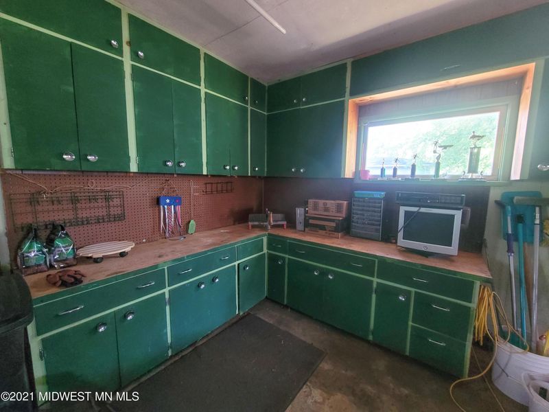 301 Sunset Ave, Detroit Lakes, MN 56501