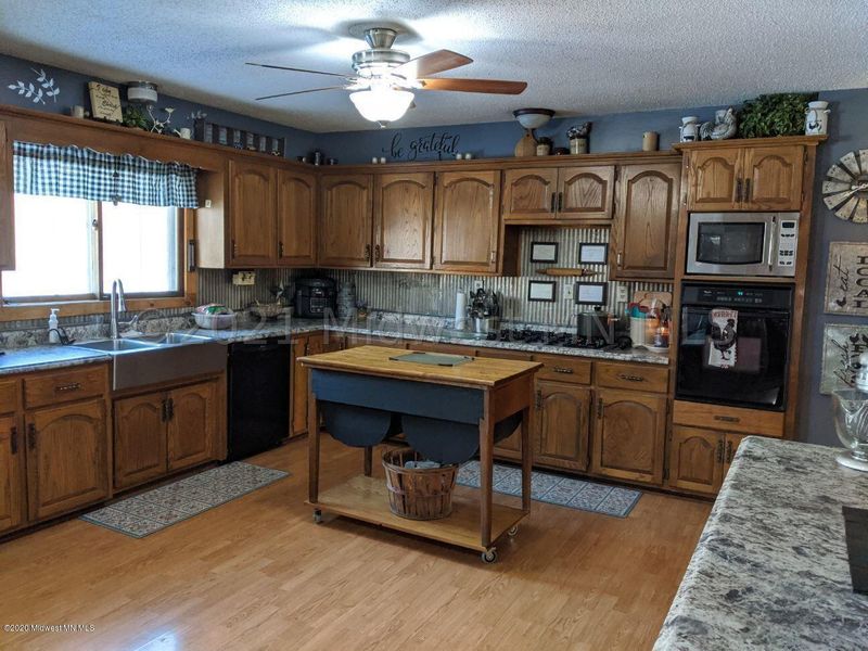 30530 300 St, Callaway, MN 56521