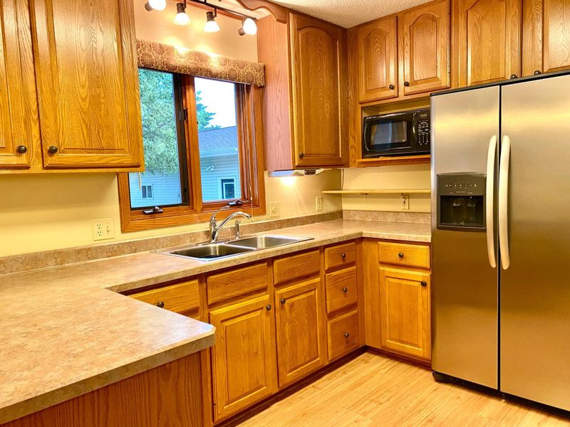 280 Pine Pl, Dexter, MN 55926