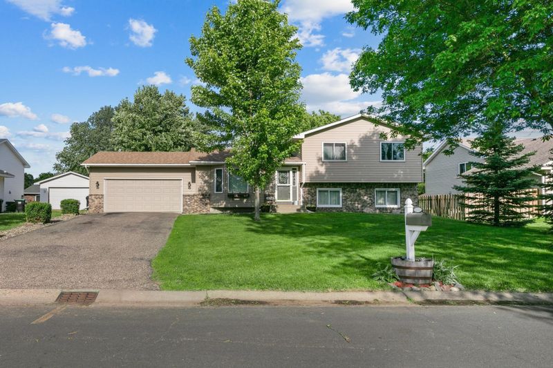 12203 Quinn St NW, Coon Rapids, MN 55448