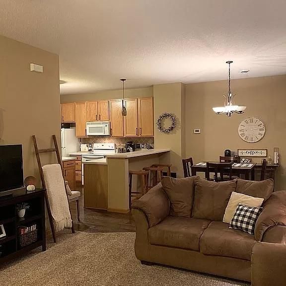 5809 Sandcherry Pl NW, Rochester, MN 55901