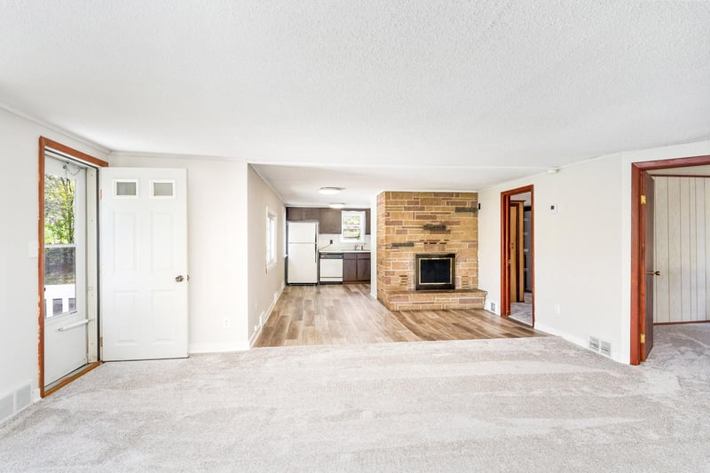 4786 Morris Thomas Rd, Hermantown, MN 55811