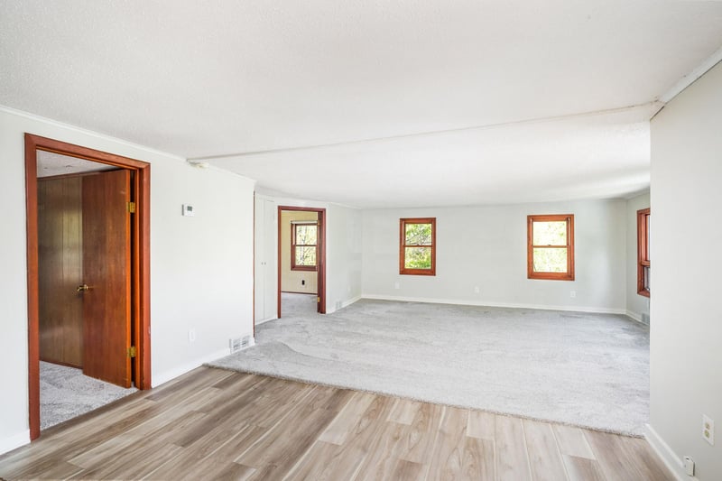 4786 Morris Thomas Rd, Hermantown, MN 55811