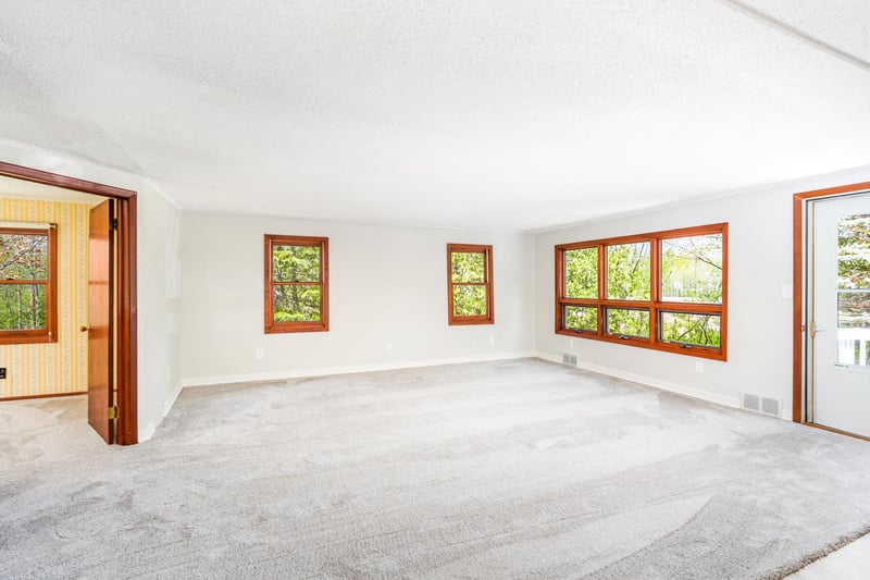 4786 Morris Thomas Rd, Hermantown, MN 55811