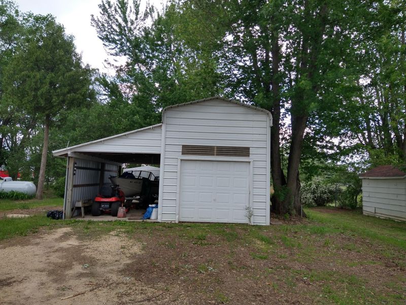 88 E 4th St, Buffalo City, WI 54622
