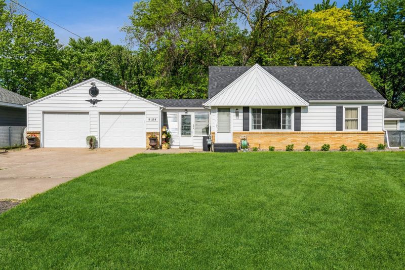 9184 5th St NE, Blaine, MN 55434