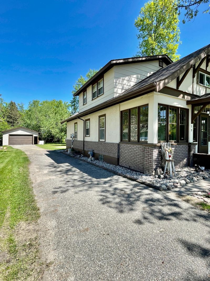 17 E Gilman St, New York Mills, MN 56567