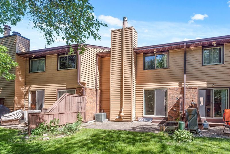 4781 Spring Cir, Minnetonka, MN 55345