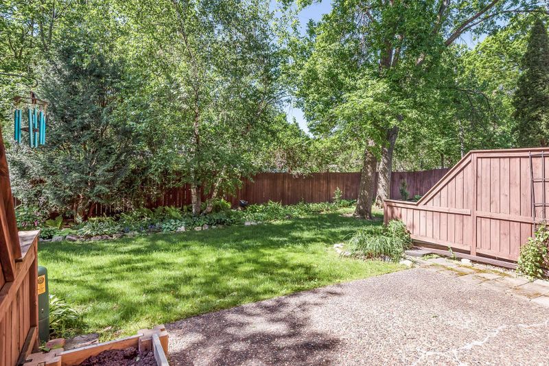 4781 Spring Cir, Minnetonka, MN 55345