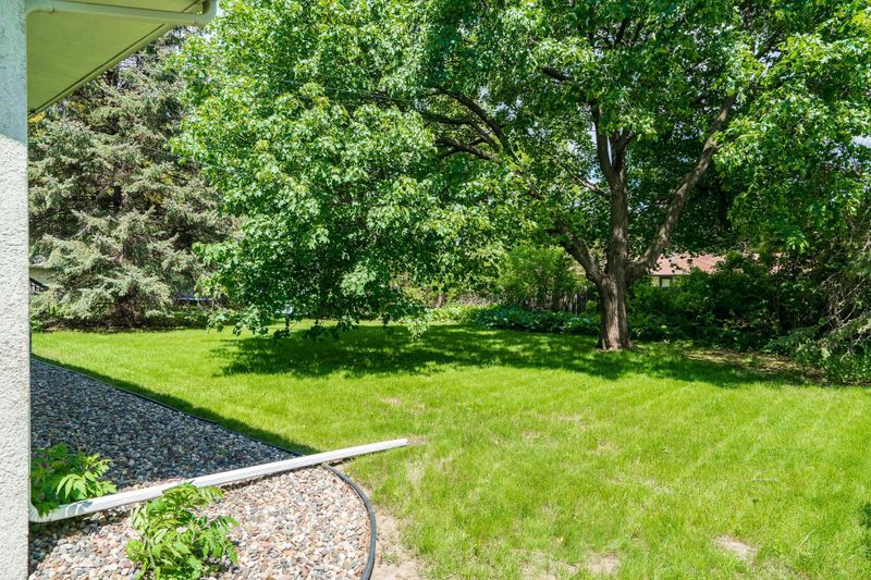 3121 Roosevelt St NE, Saint Anthony, MN 55418