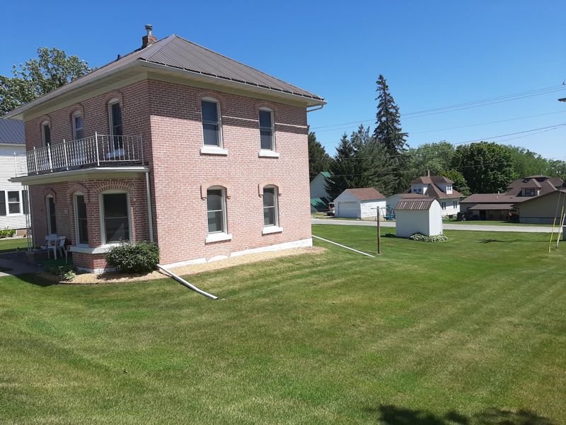 191 W Main St, Spring Grove, MN 55974