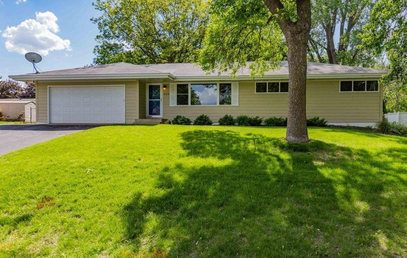 554 Inca Ln, New Brighton, MN 55112