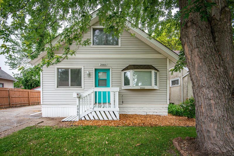 2060 Stillwater Ave E, Saint Paul, MN 55119