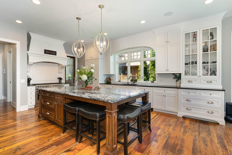 5388 Fairlawn Shores Trl SE, Prior Lake, MN 55372