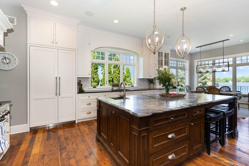 5388 Fairlawn Shores Trl SE, Prior Lake, MN 55372