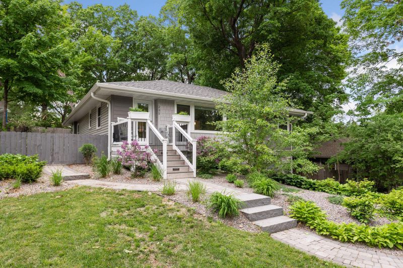235 Byrondale Ave, Wayzata, MN 55391