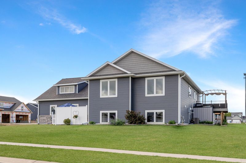 600 12th St NW, Kasson, MN 55944