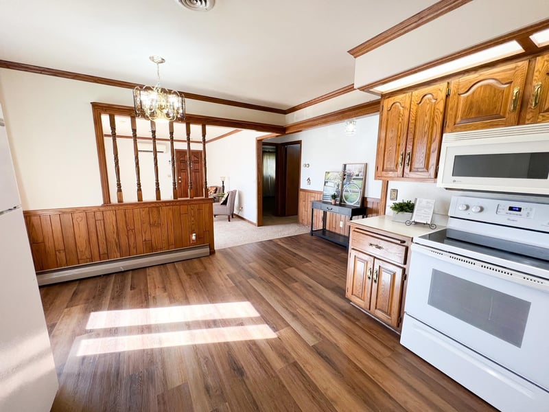330 Ryan Ave, Chandler, MN 56122