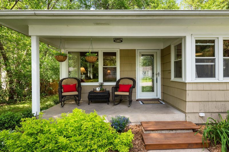 2511 19th Ave E, North Saint Paul, MN 55109