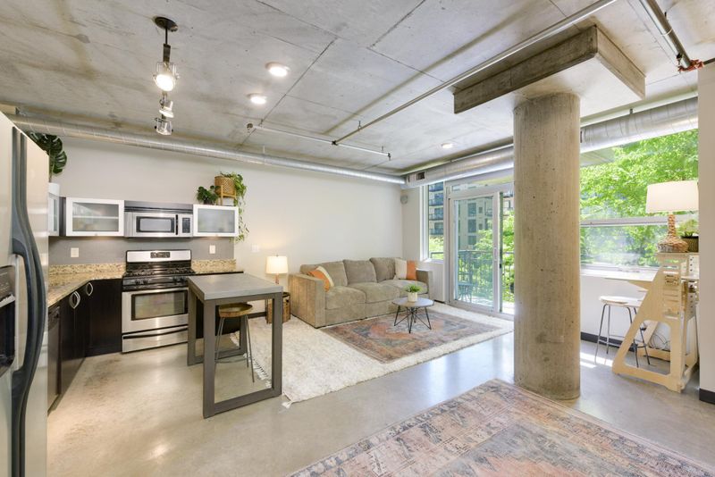730 N 4th St #210, Minneapolis, MN 55401