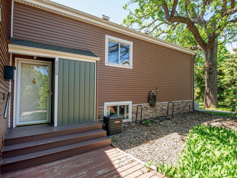 2300 Long Ave, Saint Paul, MN 55114