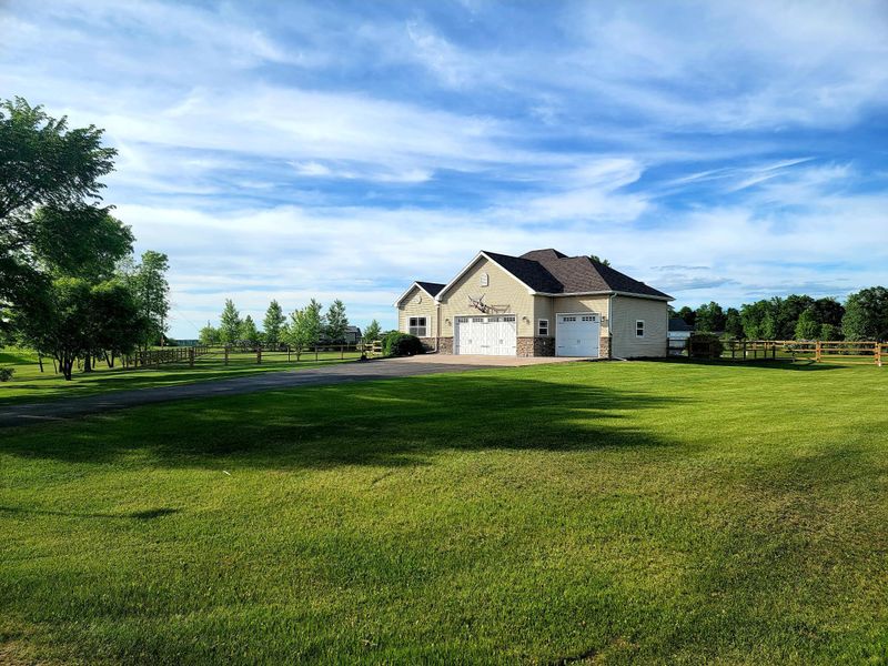 46067 Little Pine Loop, Perham, MN 56573