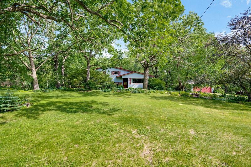 7606 125th St N, White Bear Lake, MN 55110